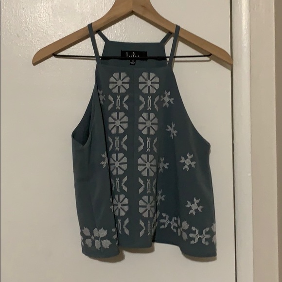 ✨DUSTY SAGE EMBROIDERED CROP TOP - Picture 7 of 8